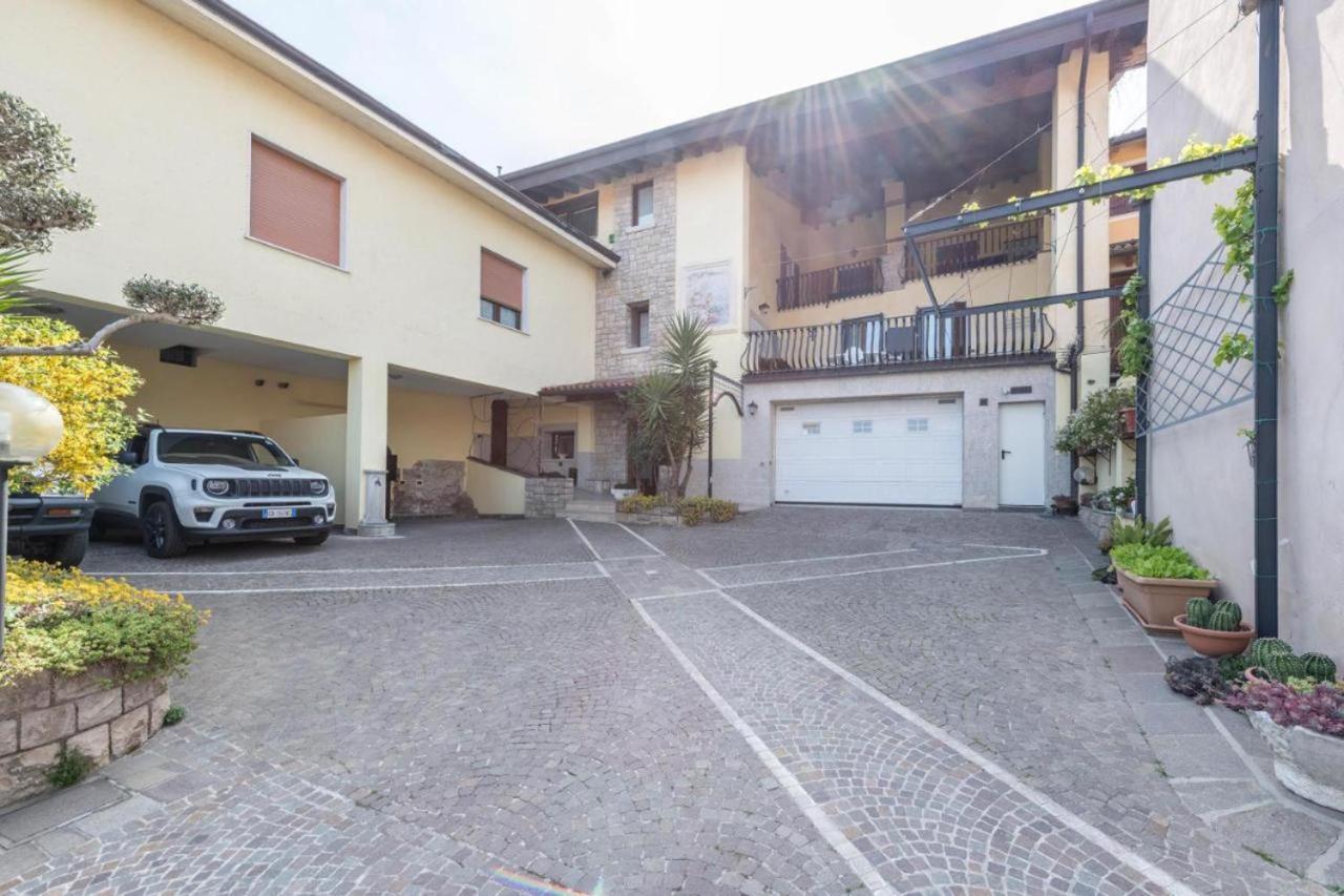 Casa Vacanze Baccolo Polpenazze del Garda Ngoại thất bức ảnh